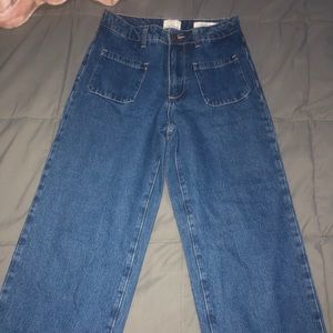 Wide crop jeans